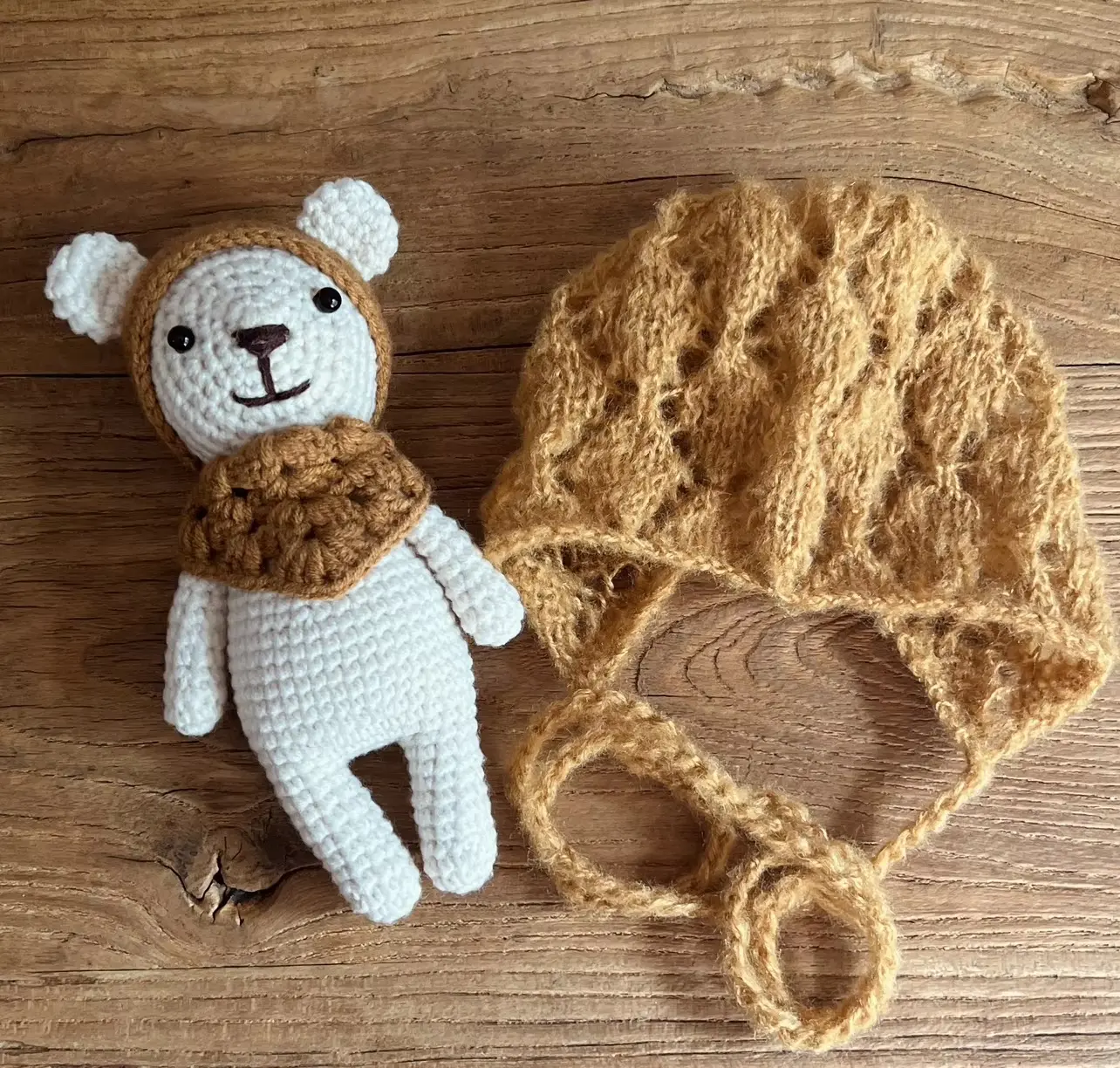 horse doll & hat-15